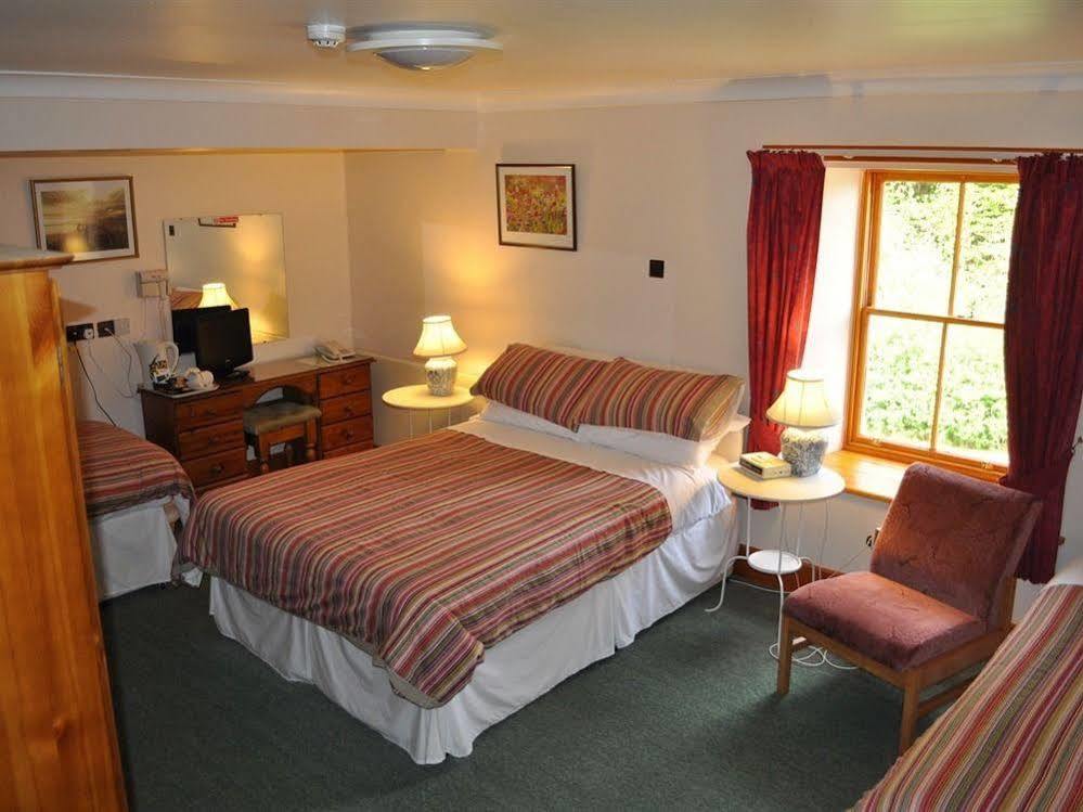 Redesdale Arms Hotel Otterburn Exterior photo
